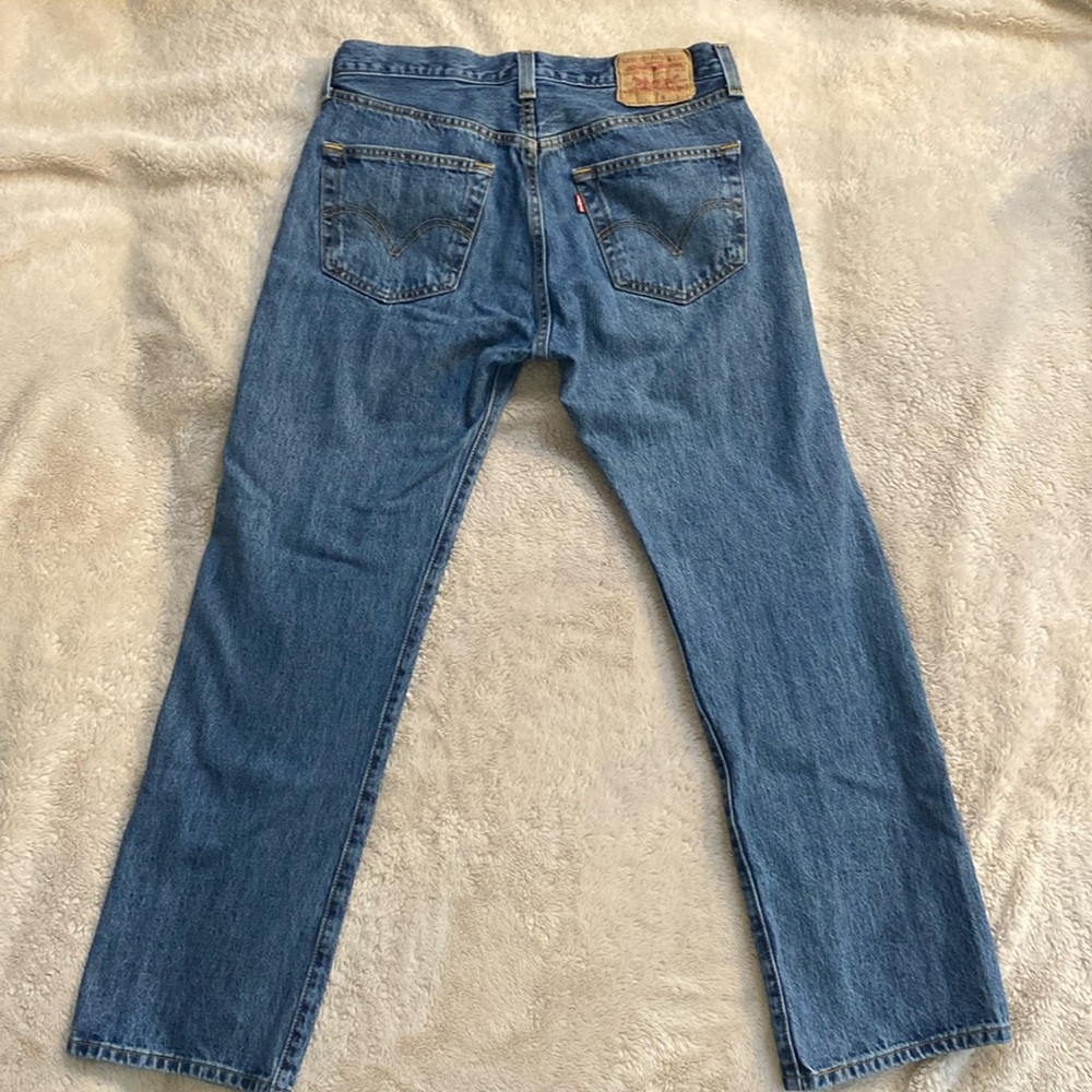 Levi's Men's Bootcut Jeans in Classic Blue - Picture 3 of 6